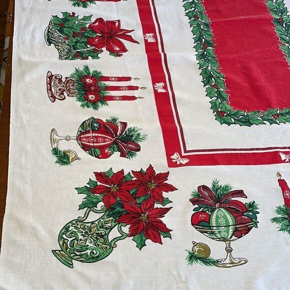 Vtg mid Century rectangle Christmas tablecloth - Picture 2 of 11